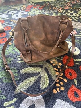 Classic Brown Hobo Bag with Adjustable Strap